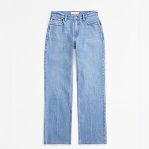 NWOT Abercrombie Low Rise Baggy Jean, size 28 tall